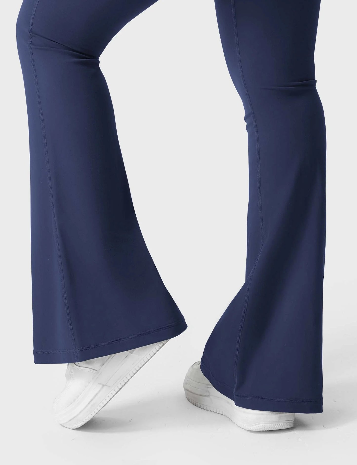 Femibody Flared Leggins mit Taschen