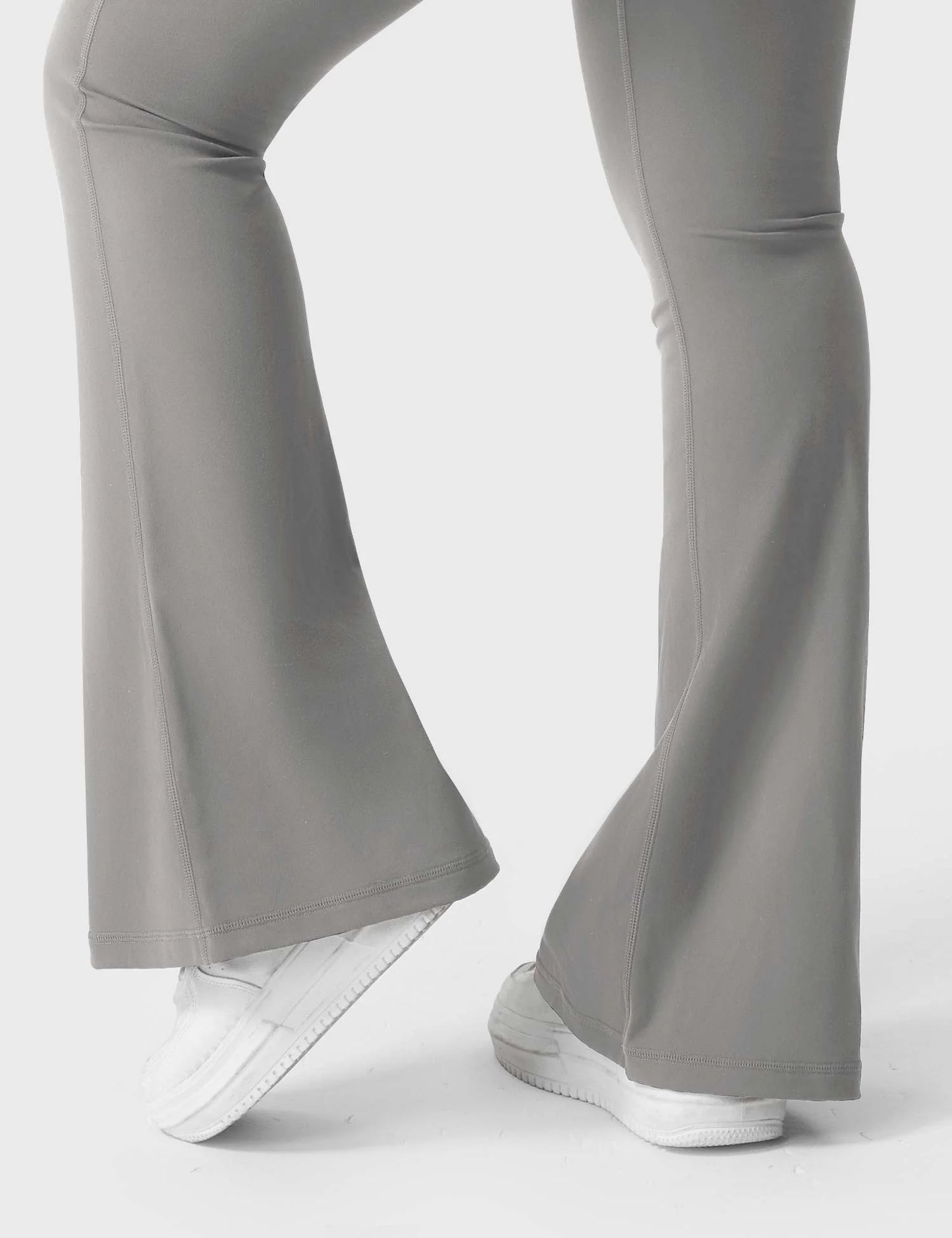 Femibody Flared Leggins mit Taschen